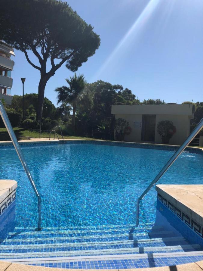Ansa Beach Apartment - Cabopino, Marbella - Garden Level ภายนอก รูปภาพ