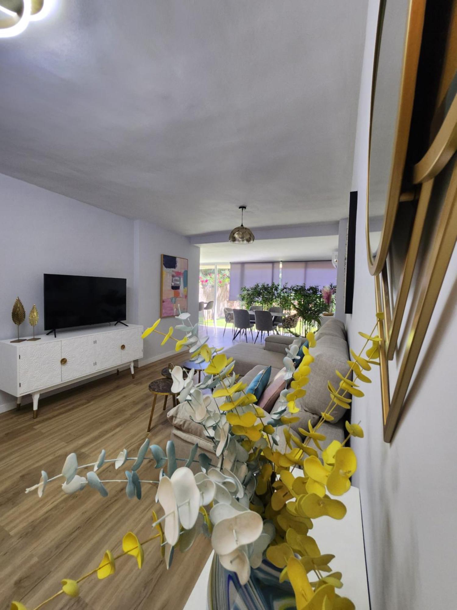 Ansa Beach Apartment - Cabopino, Marbella - Garden Level ภายนอก รูปภาพ